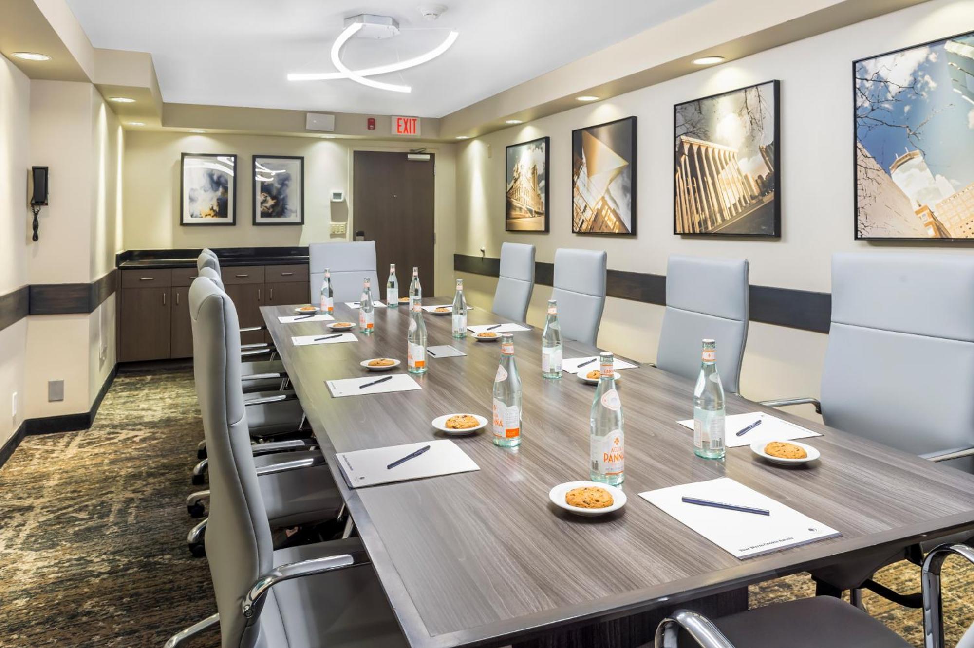 Doubletree By Hilton Roseville Minneapolis Екстер'єр фото