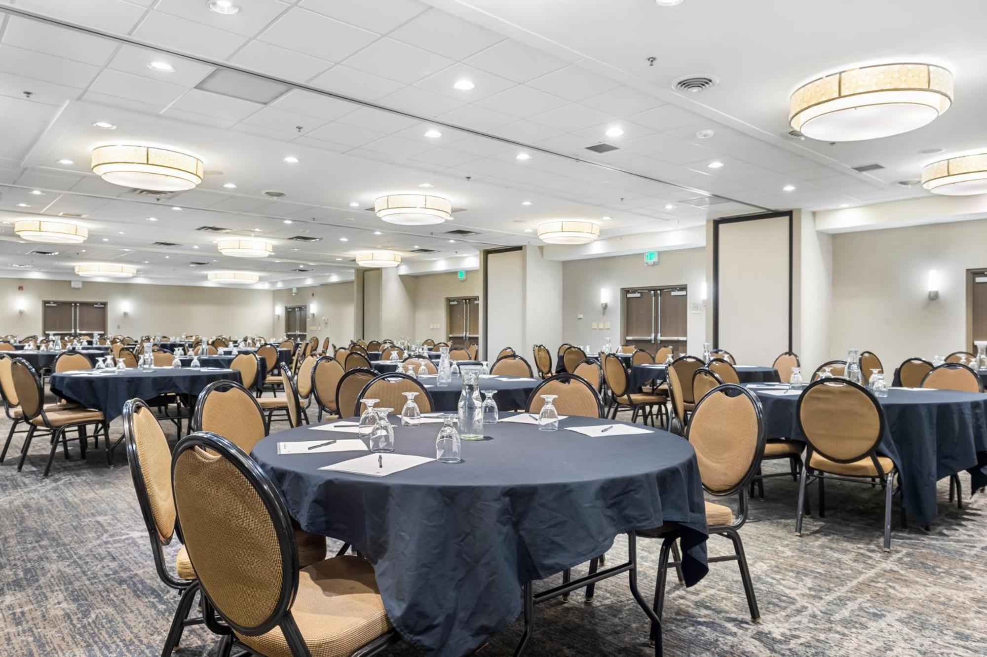 Doubletree By Hilton Roseville Minneapolis Екстер'єр фото