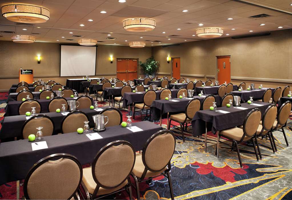 Doubletree By Hilton Roseville Minneapolis Зручності фото